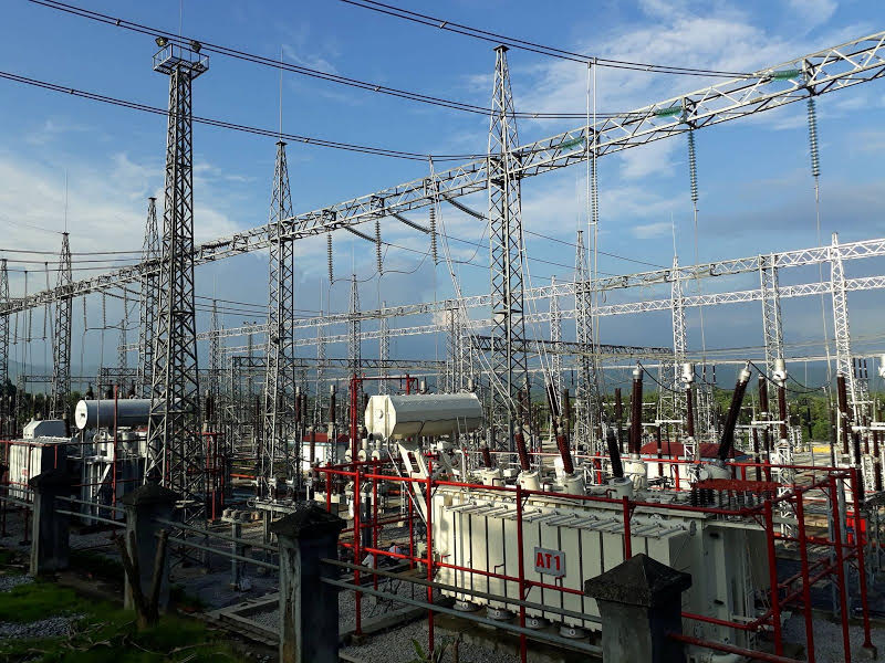 Installation of 220kV substation 